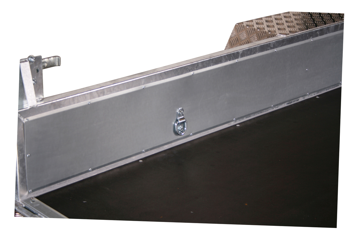 Variant 2718 M3 - Maskintrailer, 2700 kg