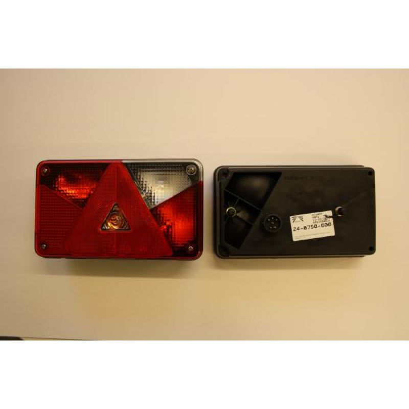 Aspöck Multipoint V - Baglygte, Højre 8 polet